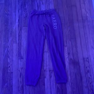Woman’s Aeropostale sweatpants